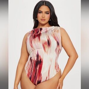 NWT Fashion Nova Natalia Ruched Bodysuit Red/Combo